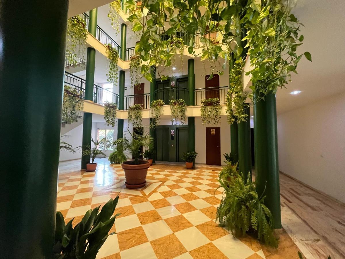 Apartment Milenium Palace - Garaje Incluido - Piscina-fibes Seville